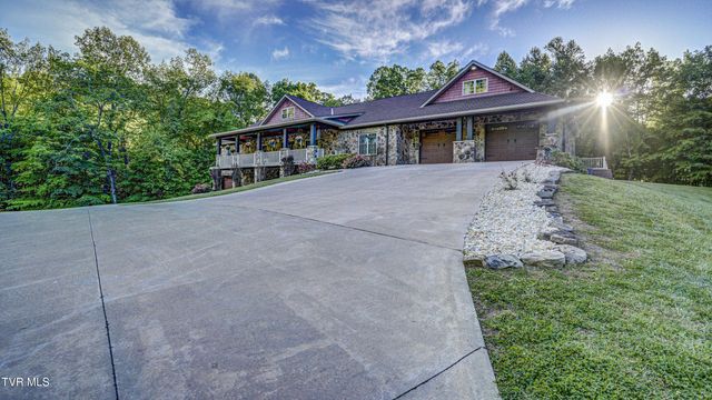 167 Tailwater Road, Bluff City, TN 37618