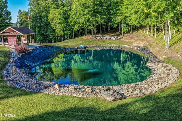 167 Tailwater Road, Bluff City, TN 37618