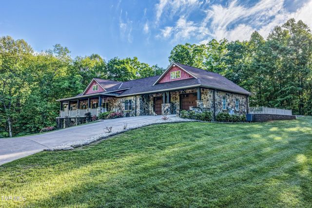 167 Tailwater Road, Bluff City, TN 37618