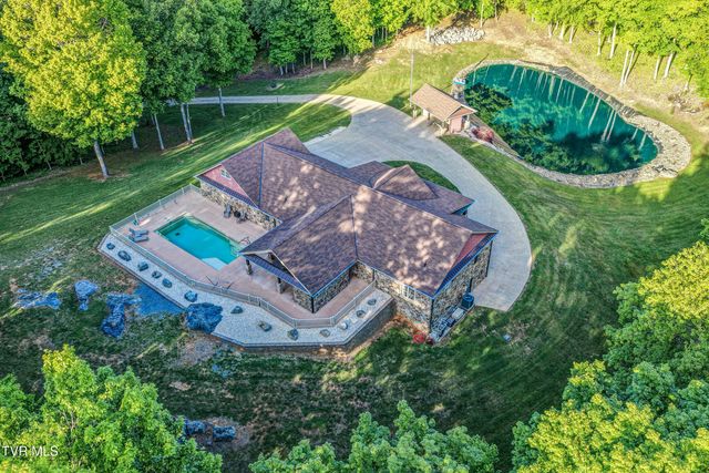 167 Tailwater Road, Bluff City, TN 37618
