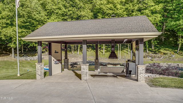 167 Tailwater Road, Bluff City, TN 37618