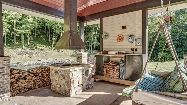 167 Tailwater Road, Bluff City, TN 37618