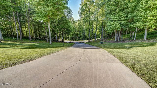 167 Tailwater Road, Bluff City, TN 37618
