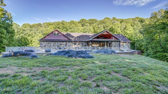 167 Tailwater Road, Bluff City, TN 37618