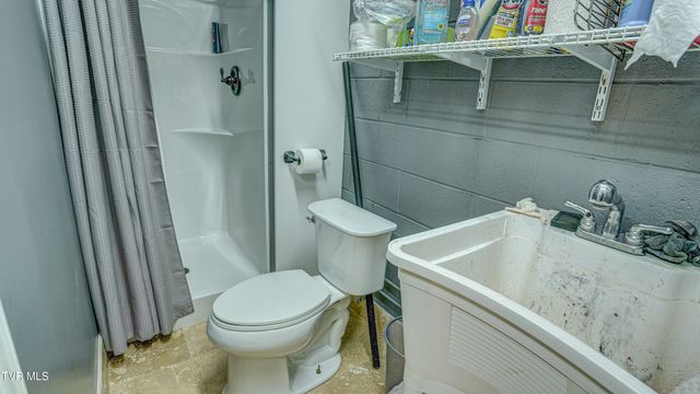 167 Tailwater Road, Bluff City, TN 37618