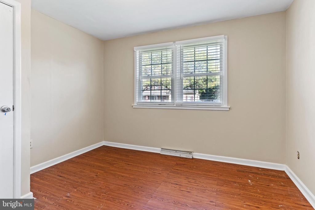 Image 7 of property listing at 2042 LOCUST LN, Hummelstown, PA 17036