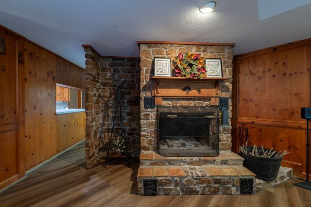 330 N 4th Street, Beasley, TX 77417