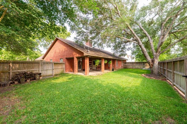 330 N 4th Street, Beasley, TX 77417