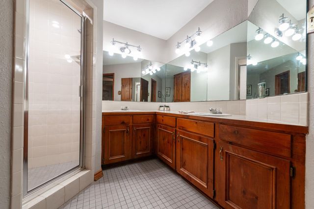 330 N 4th Street, Beasley, TX 77417