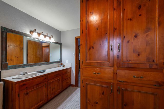 330 N 4th Street, Beasley, TX 77417