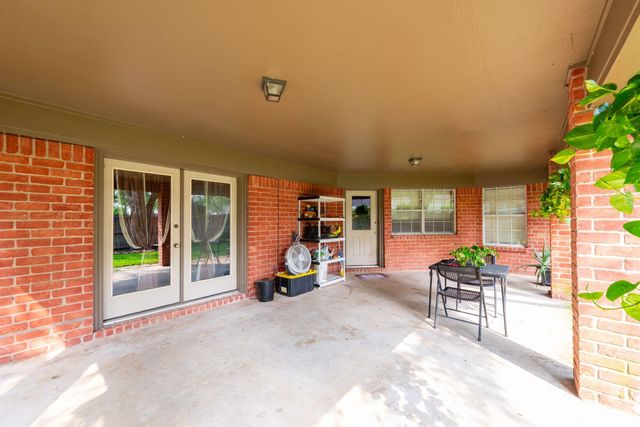 330 N 4th Street, Beasley, TX 77417