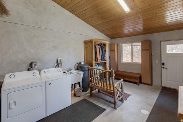 3895 Division Street W, Backus, MN 56435