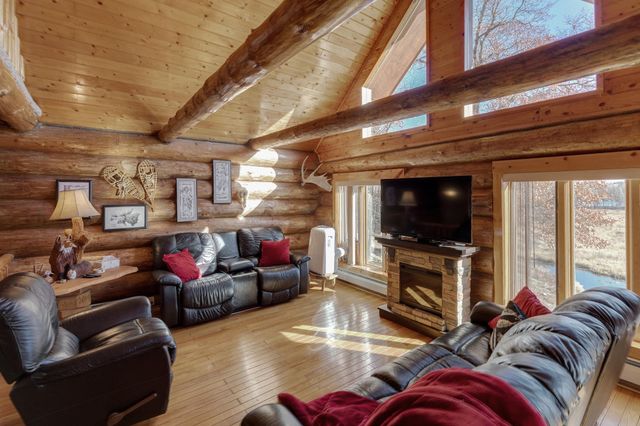 3895 Division Street W, Backus, MN 56435