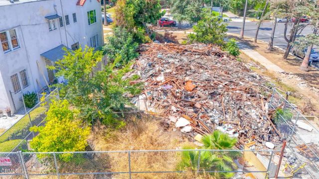 4357 Victoria Park, Los Angeles, CA 90019