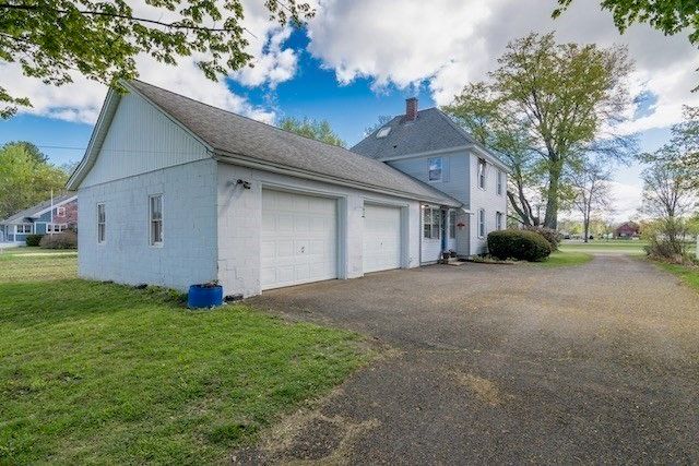 115 West St, Hadley, MA 01035