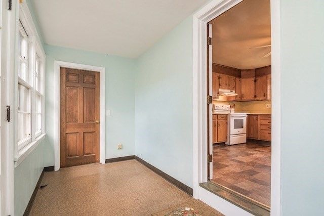 115 West St, Hadley, MA 01035