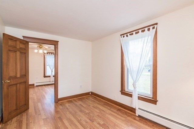 115 West St, Hadley, MA 01035