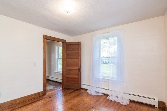 115 West St, Hadley, MA 01035