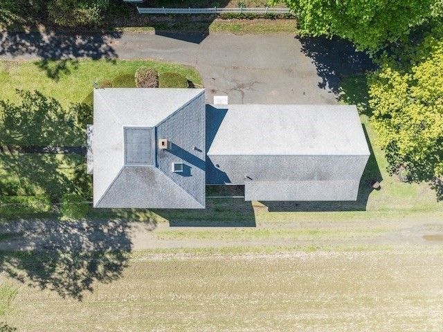 115 West St, Hadley, MA 01035