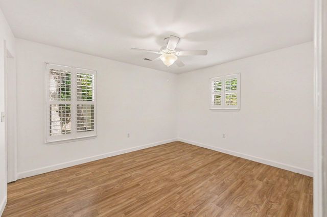1006 Fiall Street, Charleston, SC 29407
