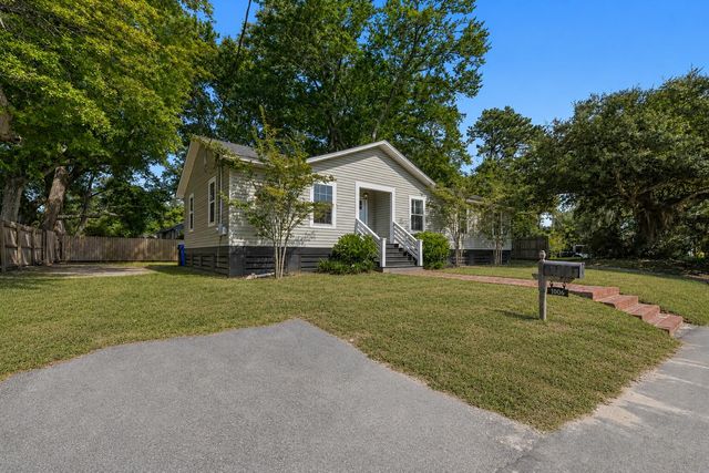 1006 Fiall Street, Charleston, SC 29407