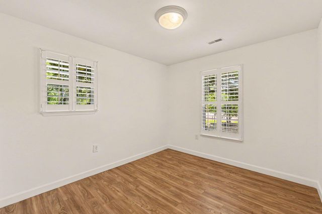 1006 Fiall Street, Charleston, SC 29407
