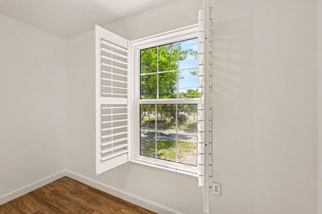 1006 Fiall Street, Charleston, SC 29407