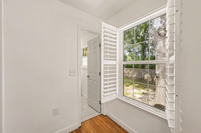 1006 Fiall Street, Charleston, SC 29407