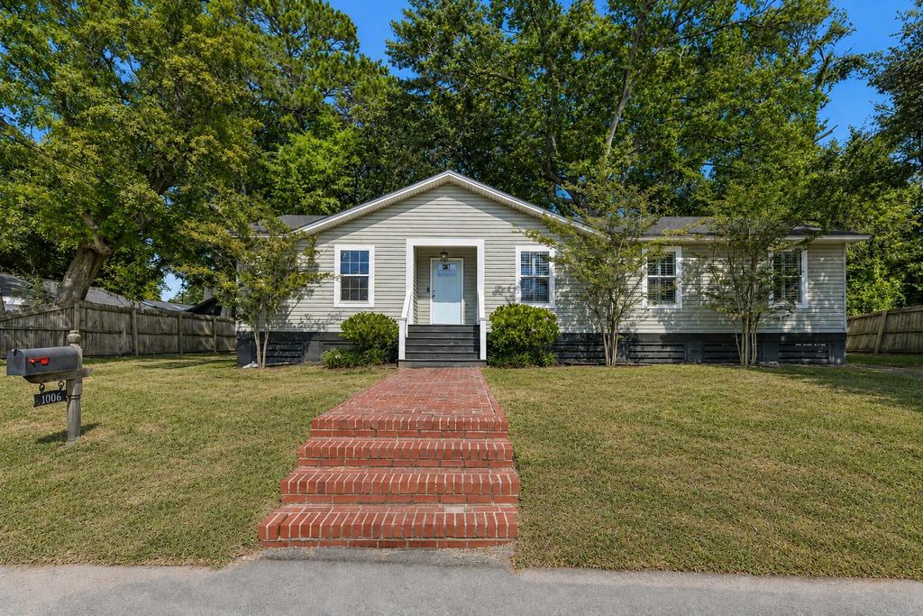 1006 Fiall Street, Charleston, SC 29407
