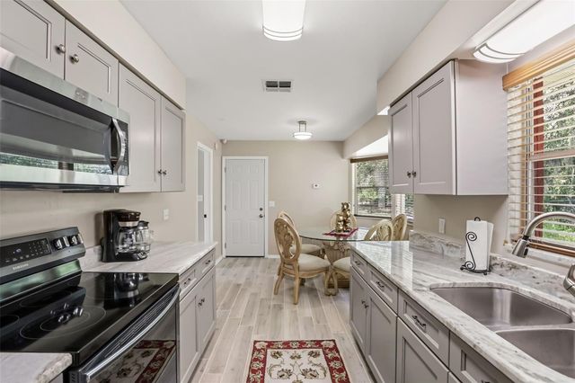 11253 S APOPKA VINELAND ROAD, Orlando, FL 32836