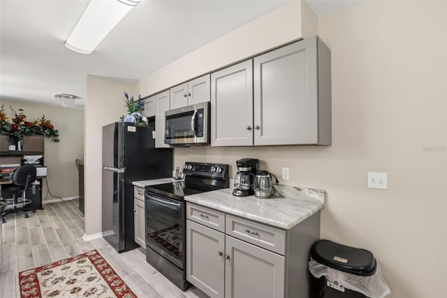 11253 S APOPKA VINELAND ROAD, Orlando, FL 32836