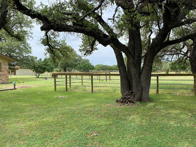 140 Oakridge RD, Georgetown, TX 78628