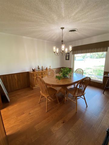 140 Oakridge RD, Georgetown, TX 78628