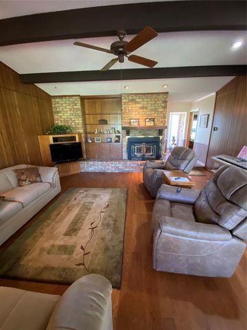 140 Oakridge RD, Georgetown, TX 78628