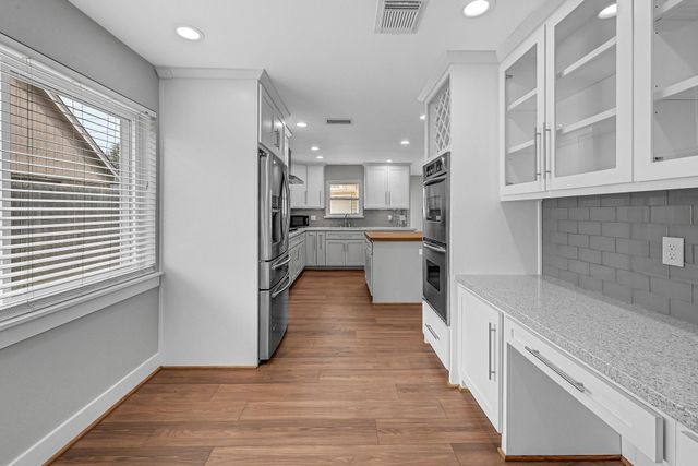 4738 Whispering Falls Drive, Houston, TX 77084