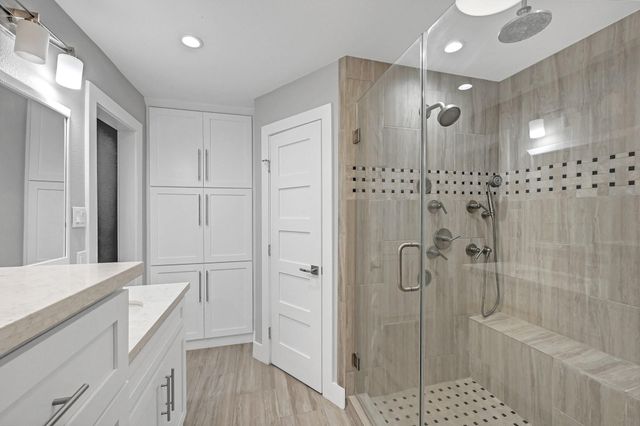 4738 Whispering Falls Drive, Houston, TX 77084