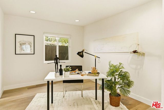 1026 S Windsor Boulevard, Los Angeles, CA 90019