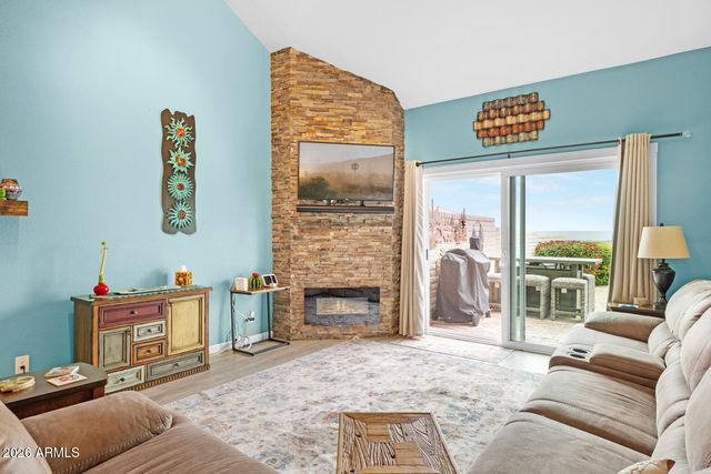 13045 N Mimosa Drive A102, Fountain Hills, AZ 85268