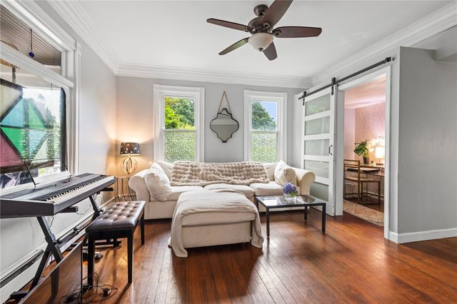 126 Second Street, Newport, RI 02840