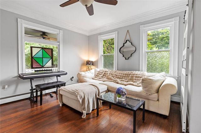 126 Second Street, Newport, RI 02840