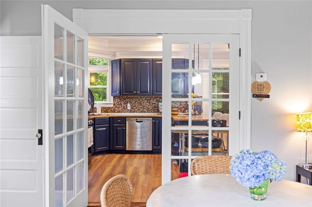126 Second Street, Newport, RI 02840