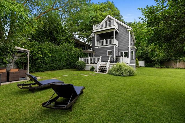 126 Second Street, Newport, RI 02840