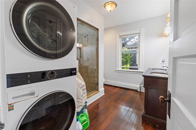 126 Second Street, Newport, RI 02840