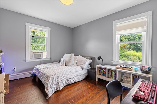 126 Second Street, Newport, RI 02840