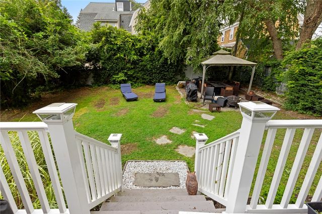 126 Second Street, Newport, RI 02840
