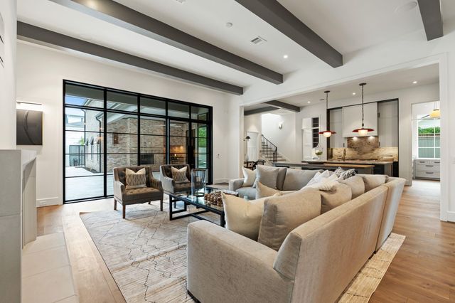 827 Rocky River Road, Houston, TX 77056