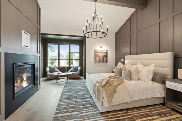 827 Rocky River Road, Houston, TX 77056
