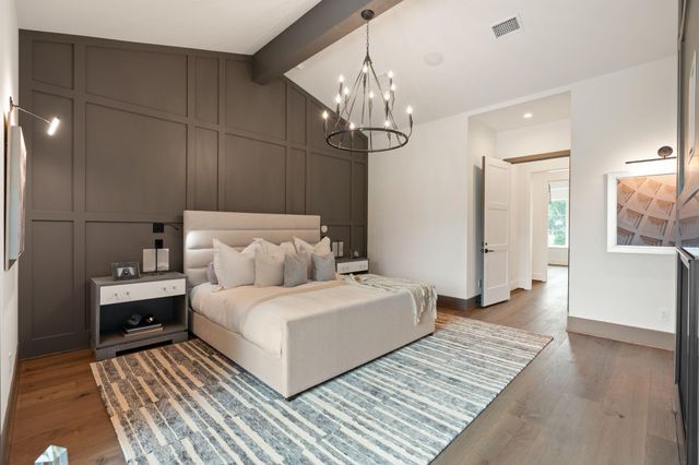 827 Rocky River Road, Houston, TX 77056