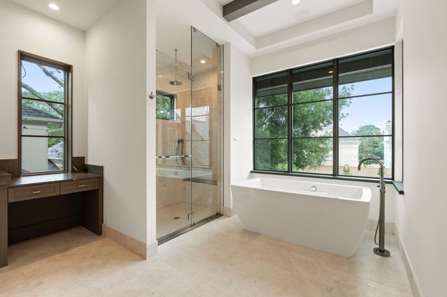 827 Rocky River Road, Houston, TX 77056