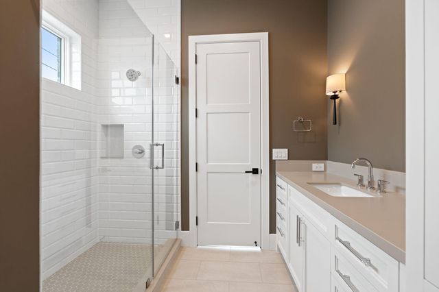 827 Rocky River Road, Houston, TX 77056